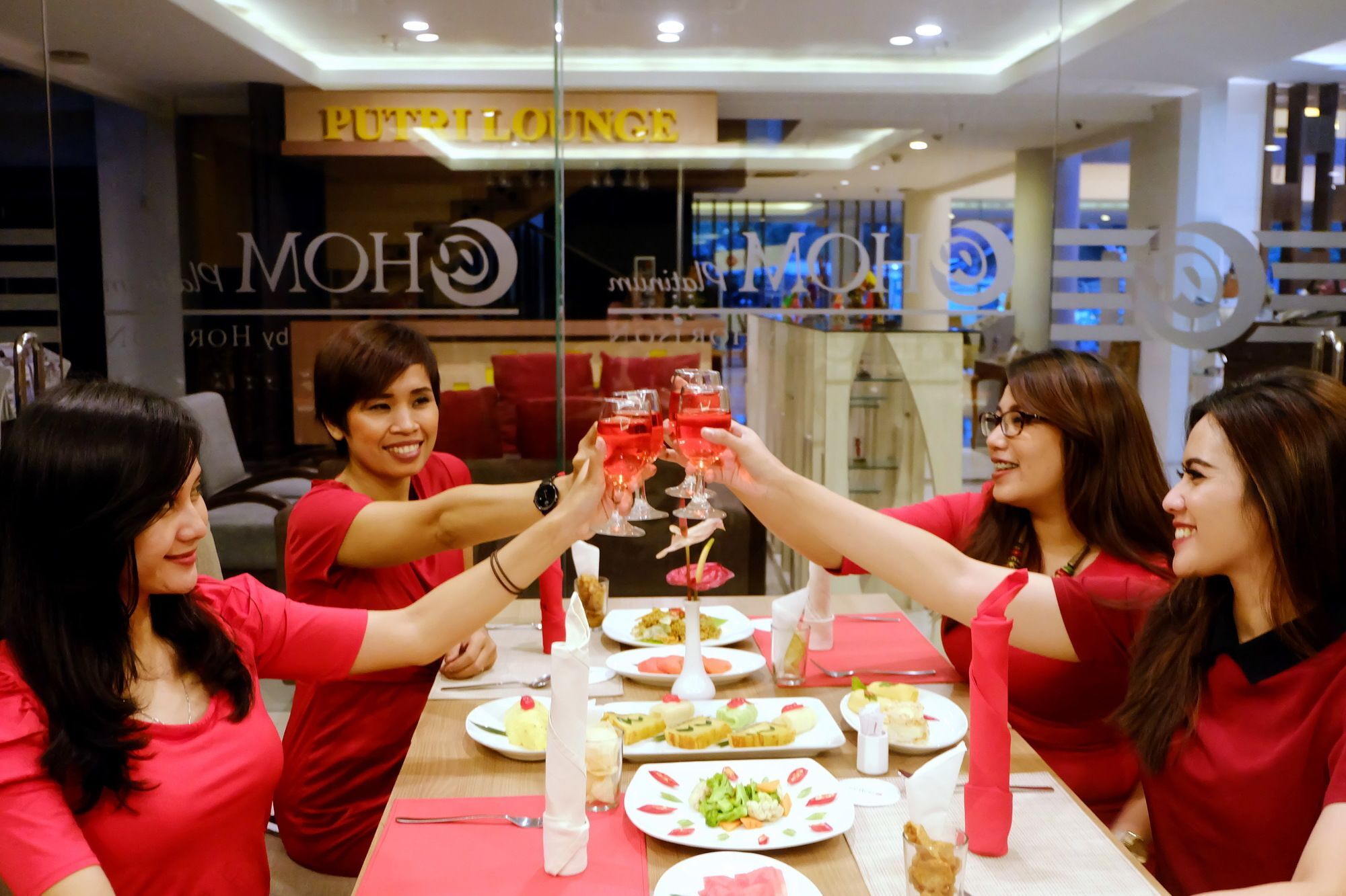 Luxury Malioboro Hotel Yogyakarta Exterior foto
